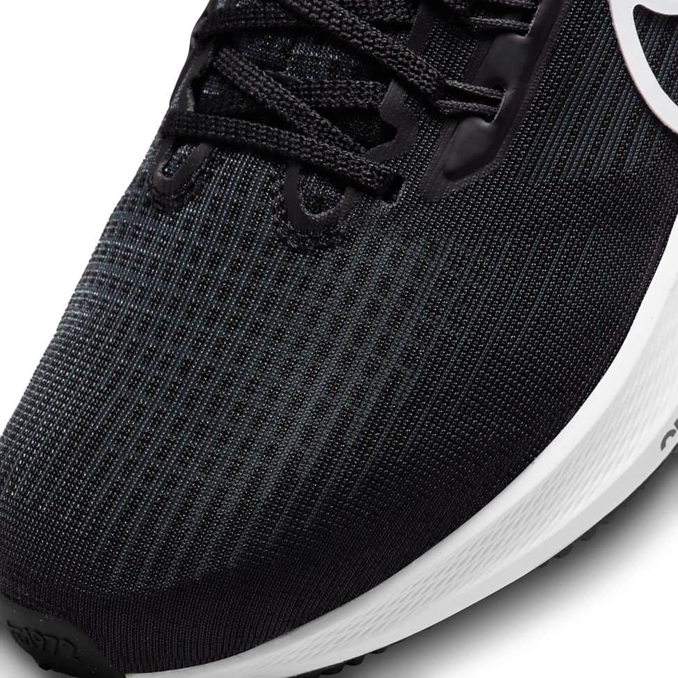 Nike Air Zoom Pegasus 39 Running Shoe (Women’s) upper