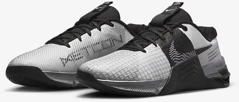 Nike Metcon 8 Premium - Women’s quarter view pair