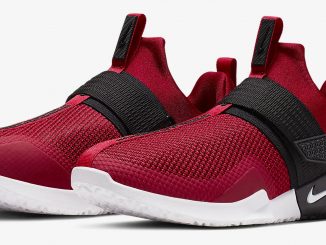 The Nike Metcon Sport Cross Training Shoe is designed for heavy weightlifting like all Metcons, but is updated for increased agility during explosive movements and speed drills.