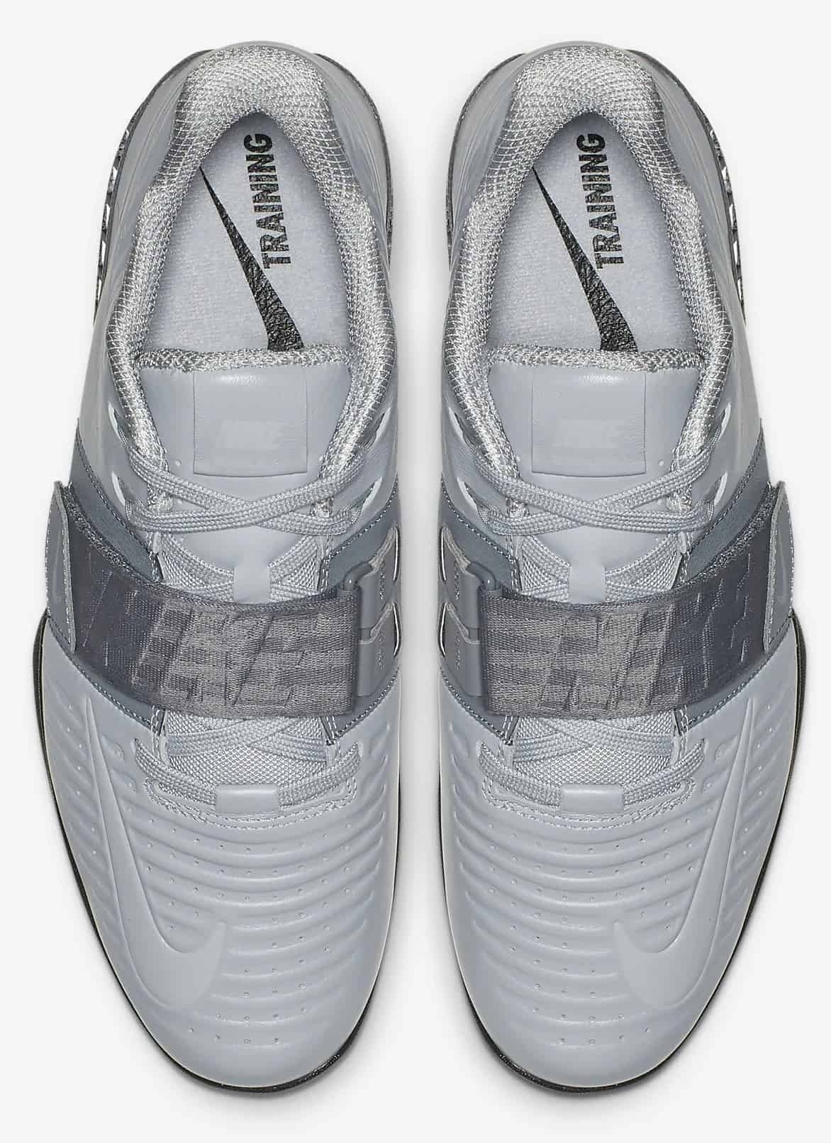 mens lifting shoes
