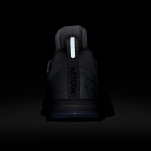 Nike Metcon Flyknit 3 - heel reflector for safe night time running