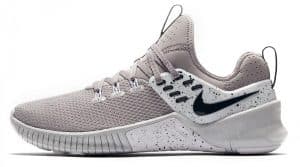 The Nike Free x Metcon Training Shoe combines the lightweight flexibility of Nike Free with the durability and stability of Nike Metcon shoes