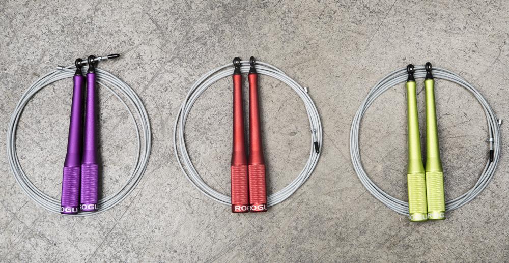 The SR-2 speed rope improves on the SR-1 - same great bearing system and cable specs, but a nicely knurled aluminum handle too.